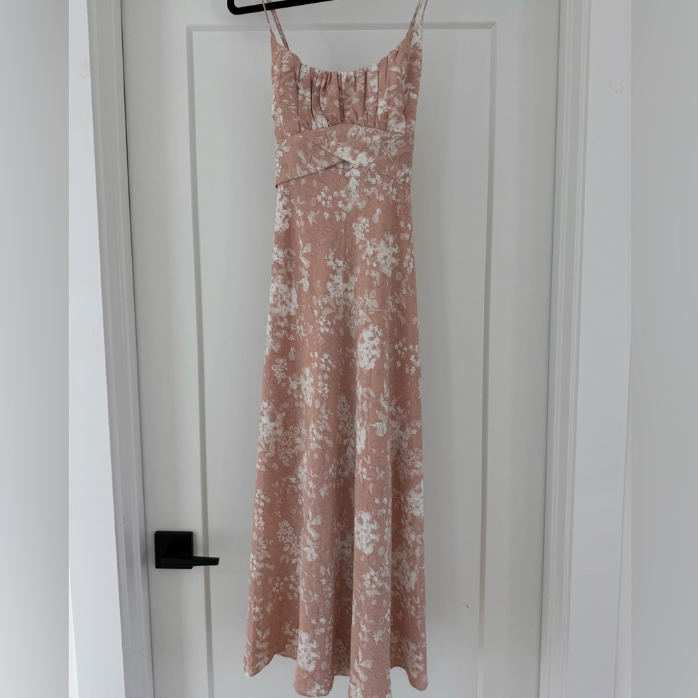 Selfie Leslie Pink Floral Midi Dress